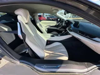 2017 BMW I8