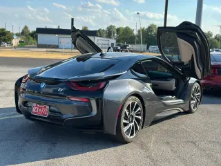 2017 BMW I8