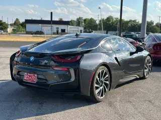 2017 BMW I8