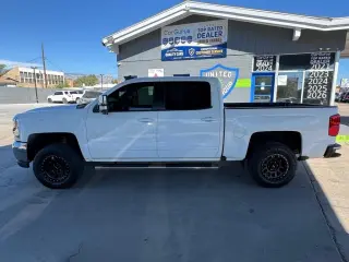2016 Chevrolet Silverado 1500 2WD Crew Cab 143.5" LT w/1LT