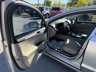 2018 Ford Fusion SE FWD