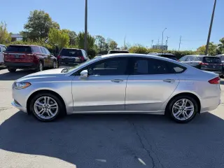 2018 Ford Fusion SE FWD