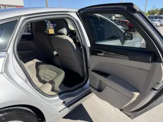 2018 Ford Fusion SE FWD