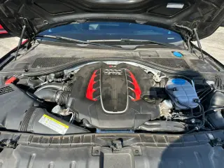 2016 AUDI RS 7