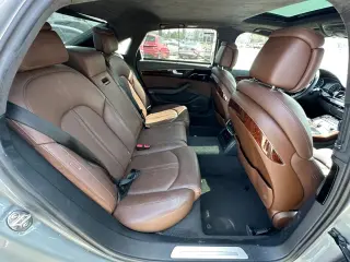 2013 AUDI A8