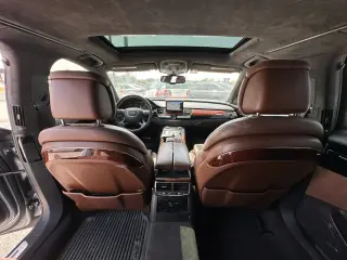 2013 AUDI A8