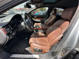 2013 AUDI A8