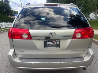 2008 Toyota SIENNA