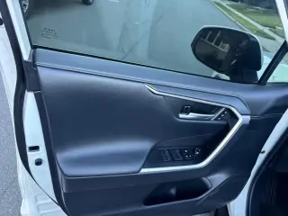 2021 Toyota RAV4 HYBRID