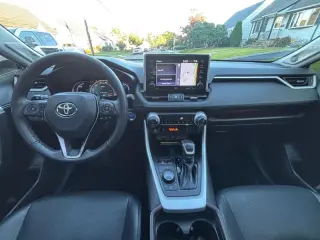 2021 Toyota RAV4 HYBRID