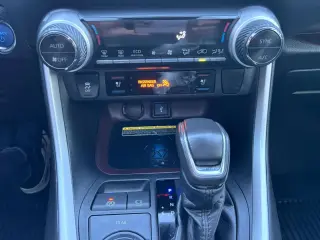 2021 Toyota RAV4 HYBRID