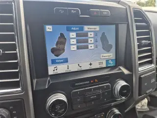 Ford F-150 2016 4x4 Platinum 4dr SuperCrew con cabina de 5.5 m.