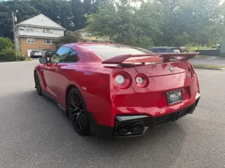 2024 Nissan GT-R