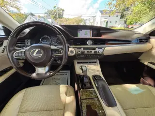 2016 Lexus ES