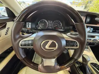 2016 Lexus ES