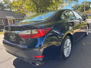 2016 Lexus ES
