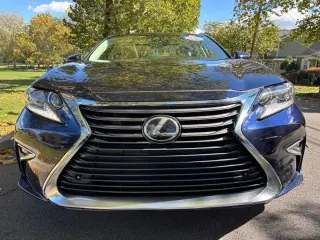2016 Lexus ES