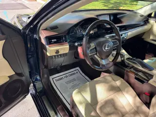 2016 Lexus ES