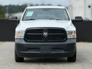 Ram 1500 Classic 2020 4x4 Tradesman 4dr Crew Cab 6.3 ft. SB Pickup