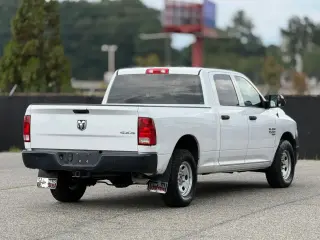 Ram 1500 Classic 2020 4x4 Tradesman 4dr Crew Cab 6.3 ft. SB Pickup