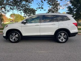 2017 Honda PILOT