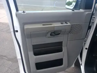 2012 Ford E250 CARGO