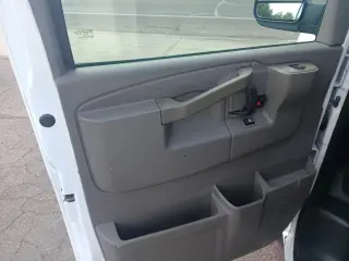 2017 Chevrolet EXPRESS 2500 CARGO