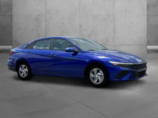 Hyundai ELANTRA 2025 SE 4dr Sedán