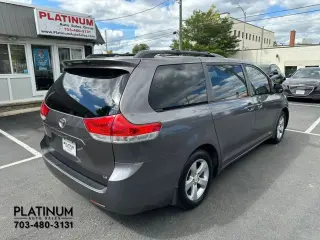 2011 Toyota SIENNA