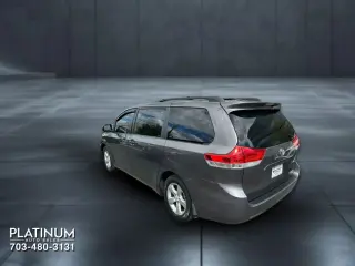 2011 Toyota SIENNA