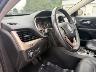 Jeep Cherokee 2016 4x4 High Altitude 4dr SUV
