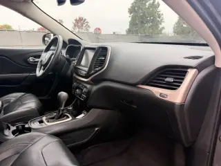 Jeep Cherokee 2016 4x4 High Altitude 4dr SUV
