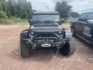 Jeep Wrangler Unlimited 2017 4x4 Sahara 4dr SUV