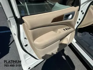 2020 Nissan PATHFINDER