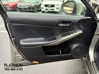 2016 Lexus IS