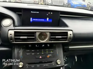 2016 Lexus IS