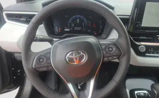 Toyota Corolla 2026 SE 4dr Sedán