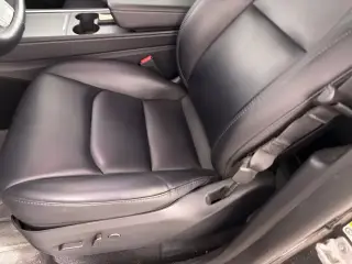 Tesla Model Y 2024 AWD Performance 4 puertas Crossover