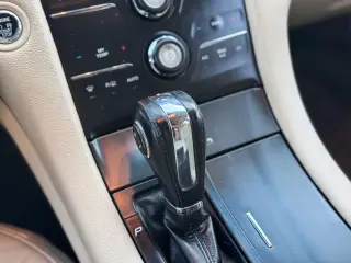 2015 Ford TAURUS