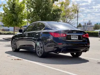 2015 Infiniti Q50