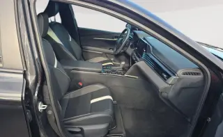 Toyota Camry 2025 SE 4dr Sedán