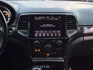 2019 Jeep GRAND CHEROKEE