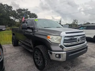 Toyota Tundra 2017 4x2 SR5 4dr Double Cab Pickup SB (5.7L V8 FFV)