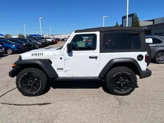 Jeep Wrangler 2023 4x4 Sport 2dr SUV