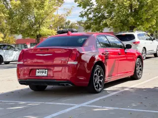 2016 Chrysler 300