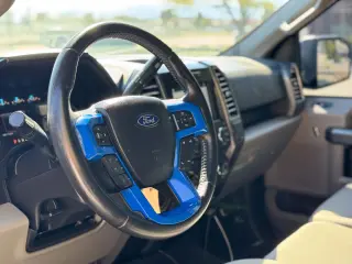 2018 Ford F150 SUPERCREW CAB