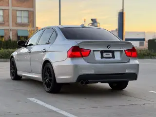 2011 Bmw 3 SERIES