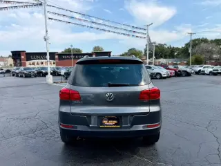 2016 Volkswagen TIGUAN
