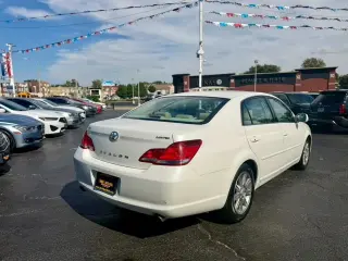 2006 Toyota AVALON