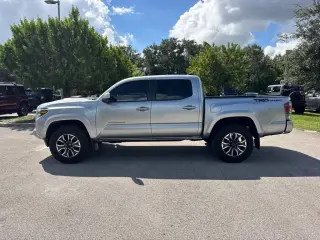 Toyota Tacoma 2022 4x2 TRD Sport 4dr Double Cab 5.0 ft SB